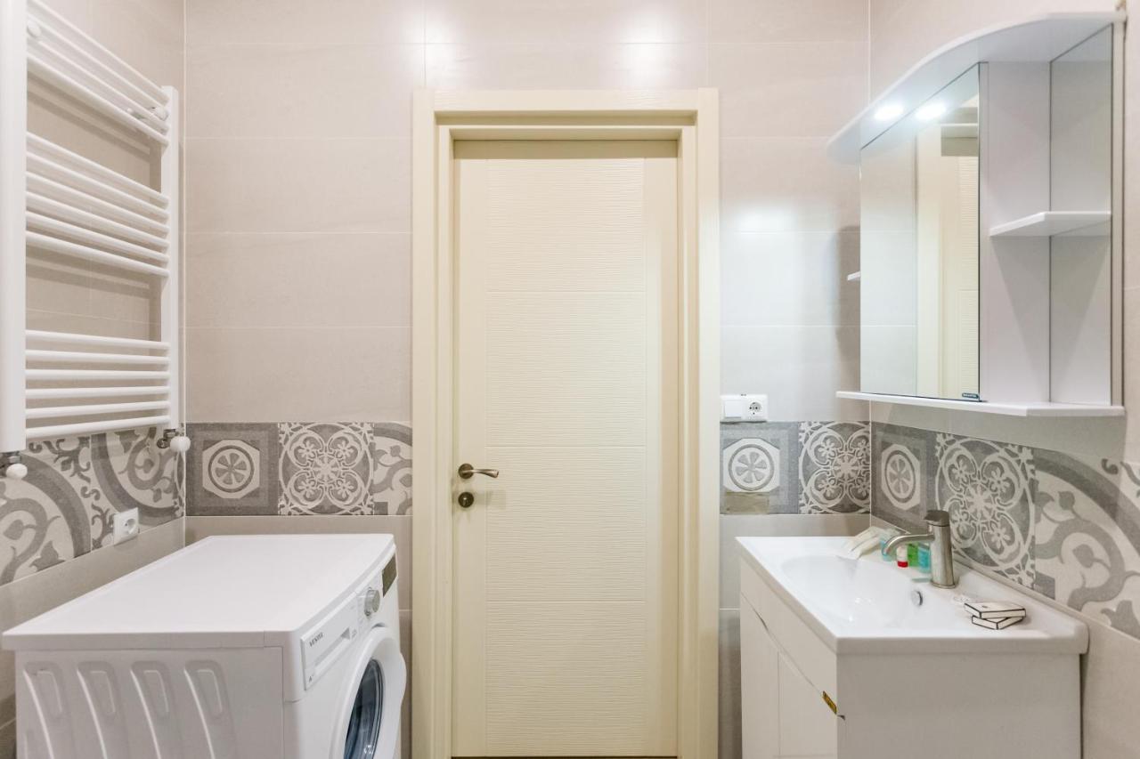Central Comfort Place L 트빌리시 외부 사진